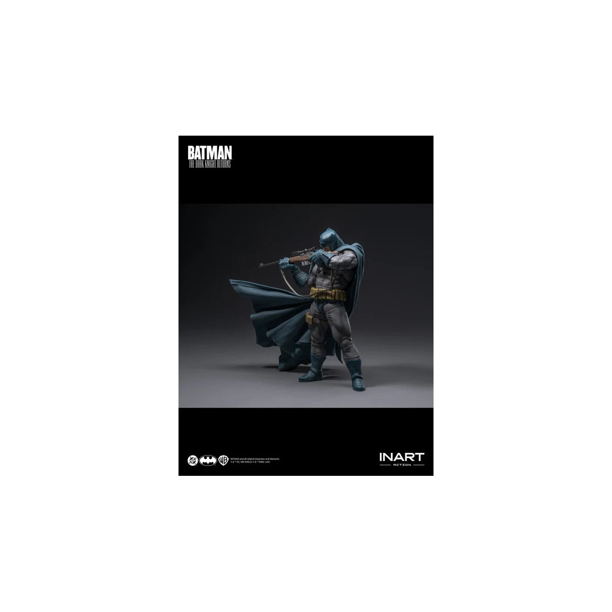 INART – Batman: The Dark Knight Returns – Batman (blauer Anzug) – Figur im Maßstab 1:12