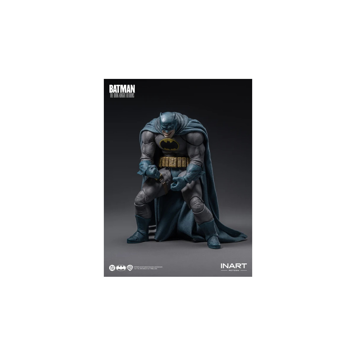INART – Batman: The Dark Knight Returns – Batman (blauer Anzug) – Figur im Maßstab 1:12