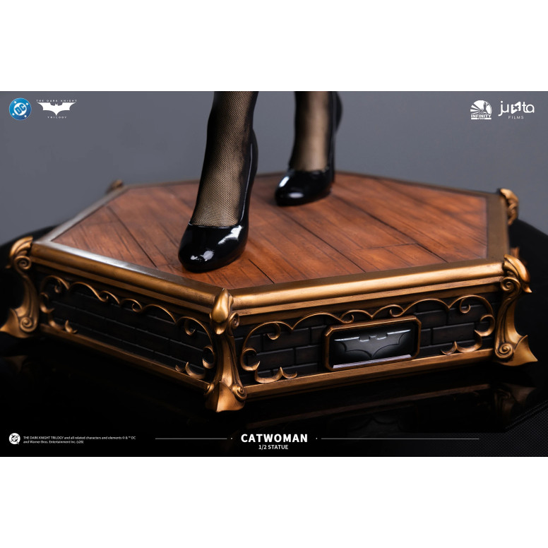Infinity Studio – Catwoman-Statue im Maßstab 1:2 – The Dark Knight Rises