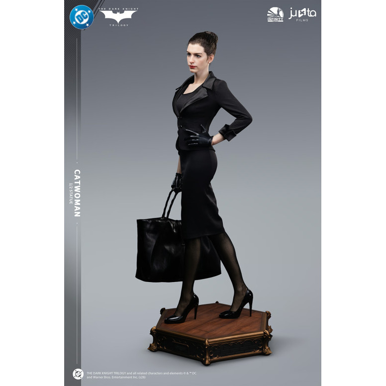 Infinity Studio – Catwoman-Statue im Maßstab 1:2 – The Dark Knight Rises