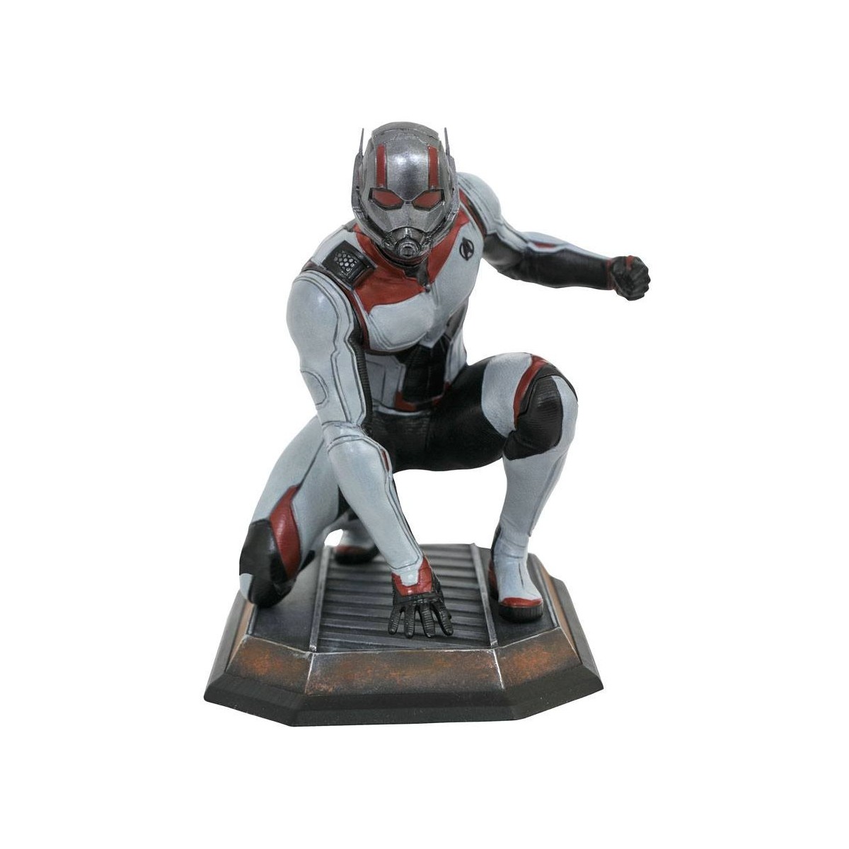 Diamond Marvel Gallery statue Ant-Man