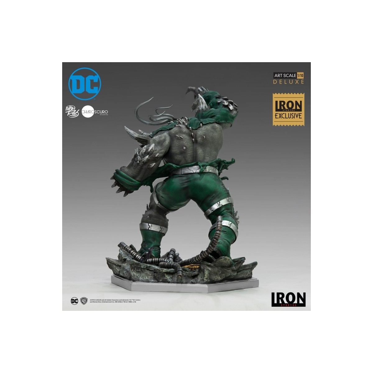 sideshow Marvel Hulk vs Wolverine Maquette 