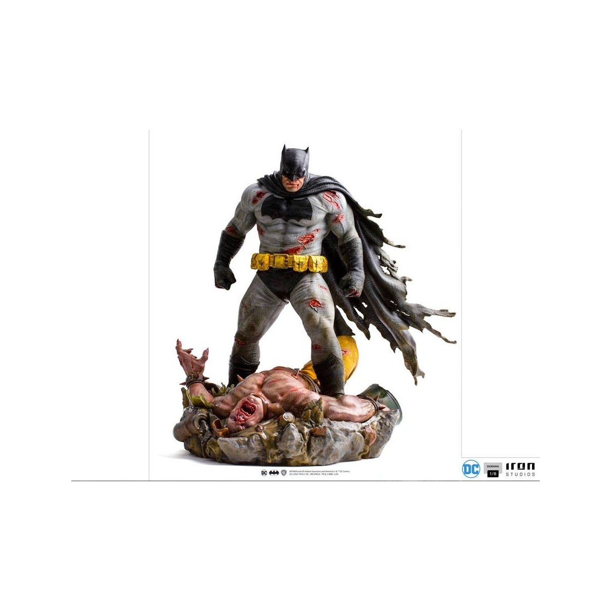 Iron Studios - Batman: Diorama des Dunklen Ritters 1/6