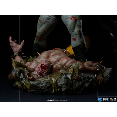Iron Studios - Batman: Diorama des Dunklen Ritters 1/6