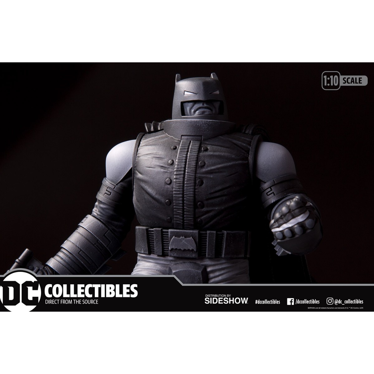 DC Direct Armored Batman Schwarz-Weiß-Statue von Frank Miller