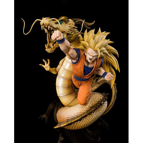 Bandai Dragon Ball Z Figuarts Null - GOGETA SSJ FUSION REBORN