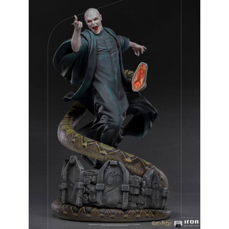 Iron Studios - Legacy Replica Statue 1/4 Voldemort & Nagini - Harry Potter