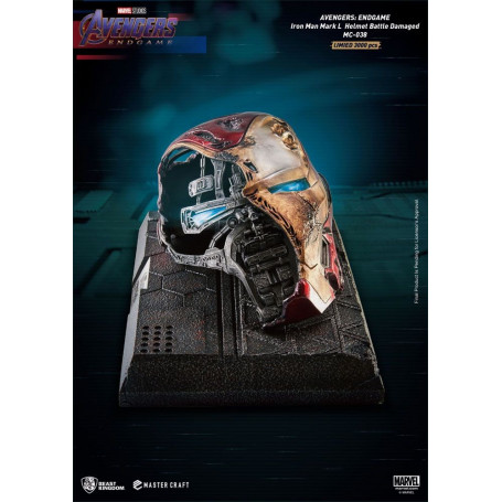 Beast Kingdom - Avengers Endgame Master Craft Iron Man Mark50 Helm Schlacht beschädigt