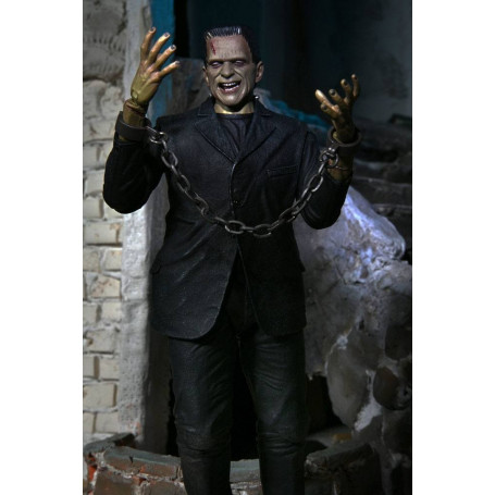 NECA - Ultimate Frankensteins Monster Farbversion - Universal Monsters