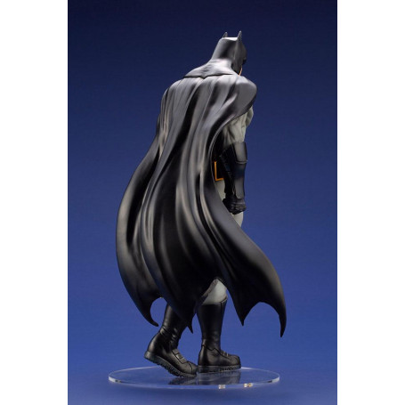 Kotobukiya - DC Comics - Batman: Der letzte Ritter der Erde PVC ARTFX+ 1/10