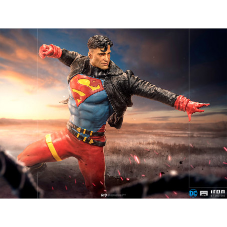 Iron Studios - Superboy Deluxe DC Comics Serie 7 - Art Scale 1/10