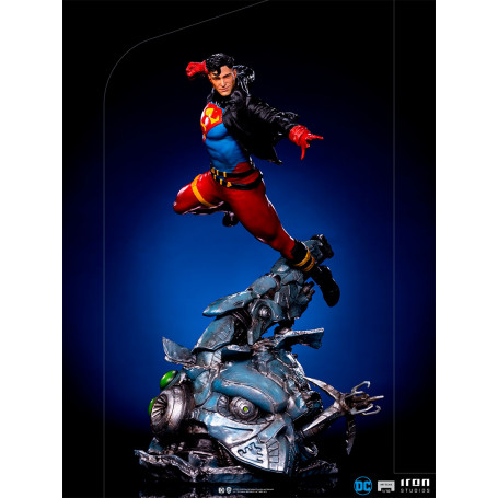 Iron Studios - Superboy Deluxe DC Comics Serie 7 - Art Scale 1/10