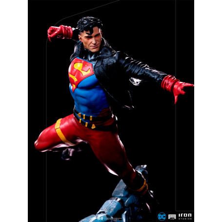 Iron Studios - Superboy Deluxe DC Comics Serie 7 - Art Scale 1/10