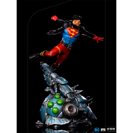 Iron Studios - Superboy Deluxe DC Comics Serie 7 - Art Scale 1/10