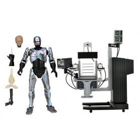 Neca - RoboCop - Ultimate Battle Beschädigter RoboCop mit Stuhl