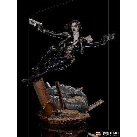 Iron Studios Statue Art scale 1/10 - DOMINO