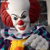 Mezco - CA - IT - Er ist wieder da - Roto Doll Pennywise 1990 - Mega Designer Serie