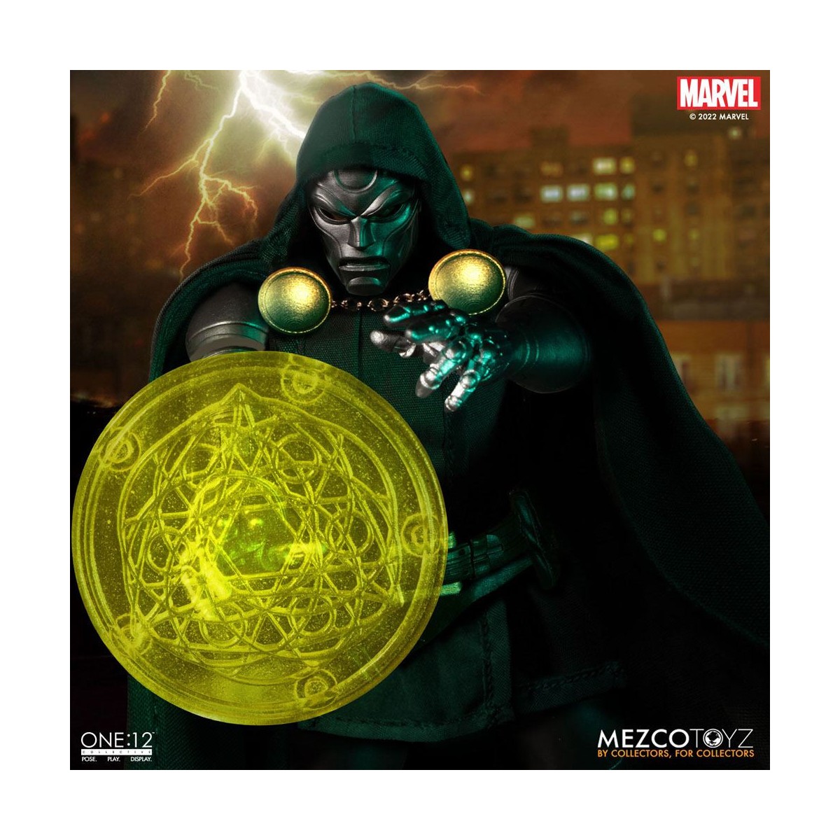 Mezco One 12 - Doctor Doom - Doktor Doof
