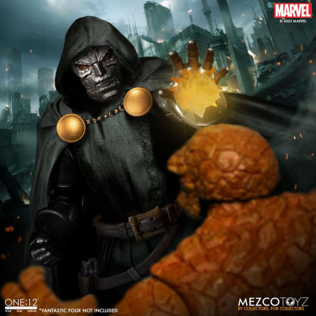 Mezco One 12 - Doctor Doom - Doktor Doof