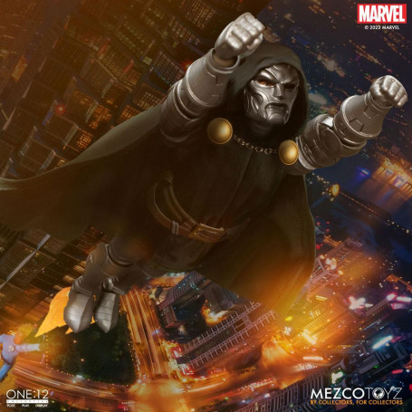 Mezco One 12 - Doctor Doom - Doktor Doof