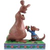 Enesco - Disney Tradition - Winnie the Pooh "The Sweetest Gift" - Der kleine Guru schenkt seiner Mutter Blumen - By Jim Shore