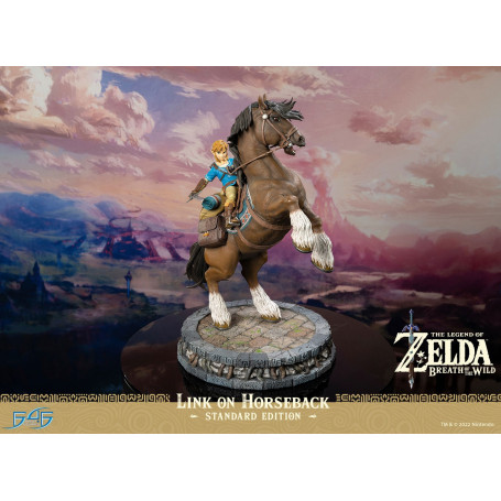 First 4 Figures - Zelda - The Legend of Zelda: Breath of The Wild - Link on Horseback (Standard Edition)