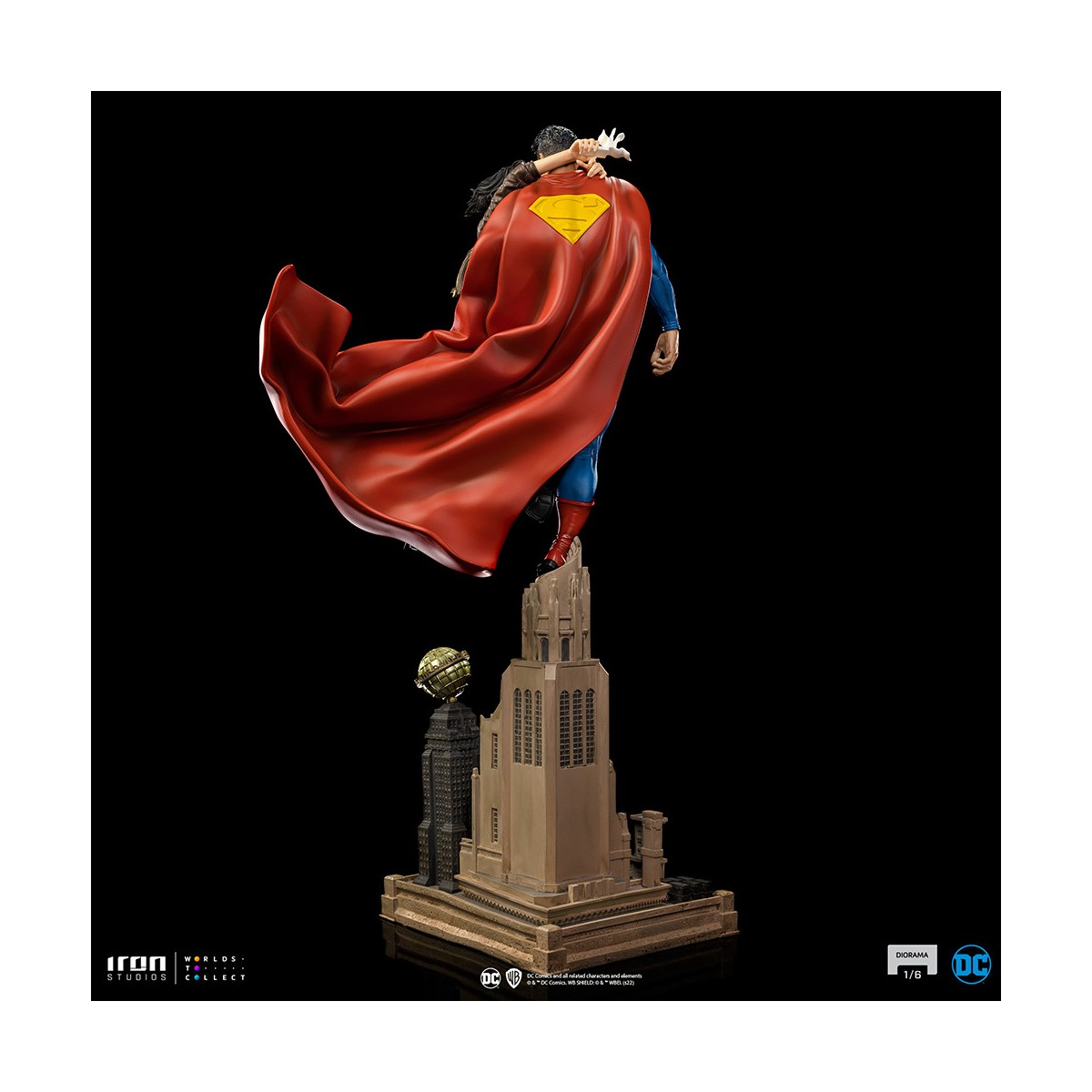 Iron Studios - Superman und Loic Lane Diorama 1/6