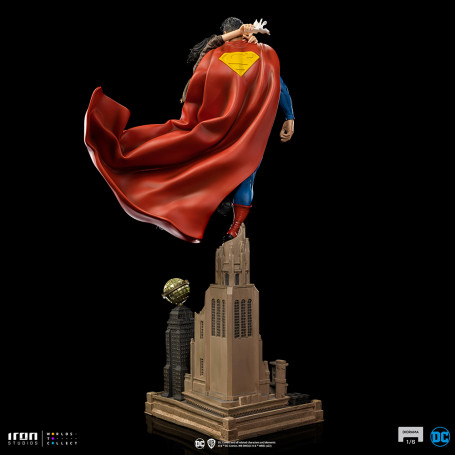 Iron Studios - Superman und Loic Lane Diorama 1/6