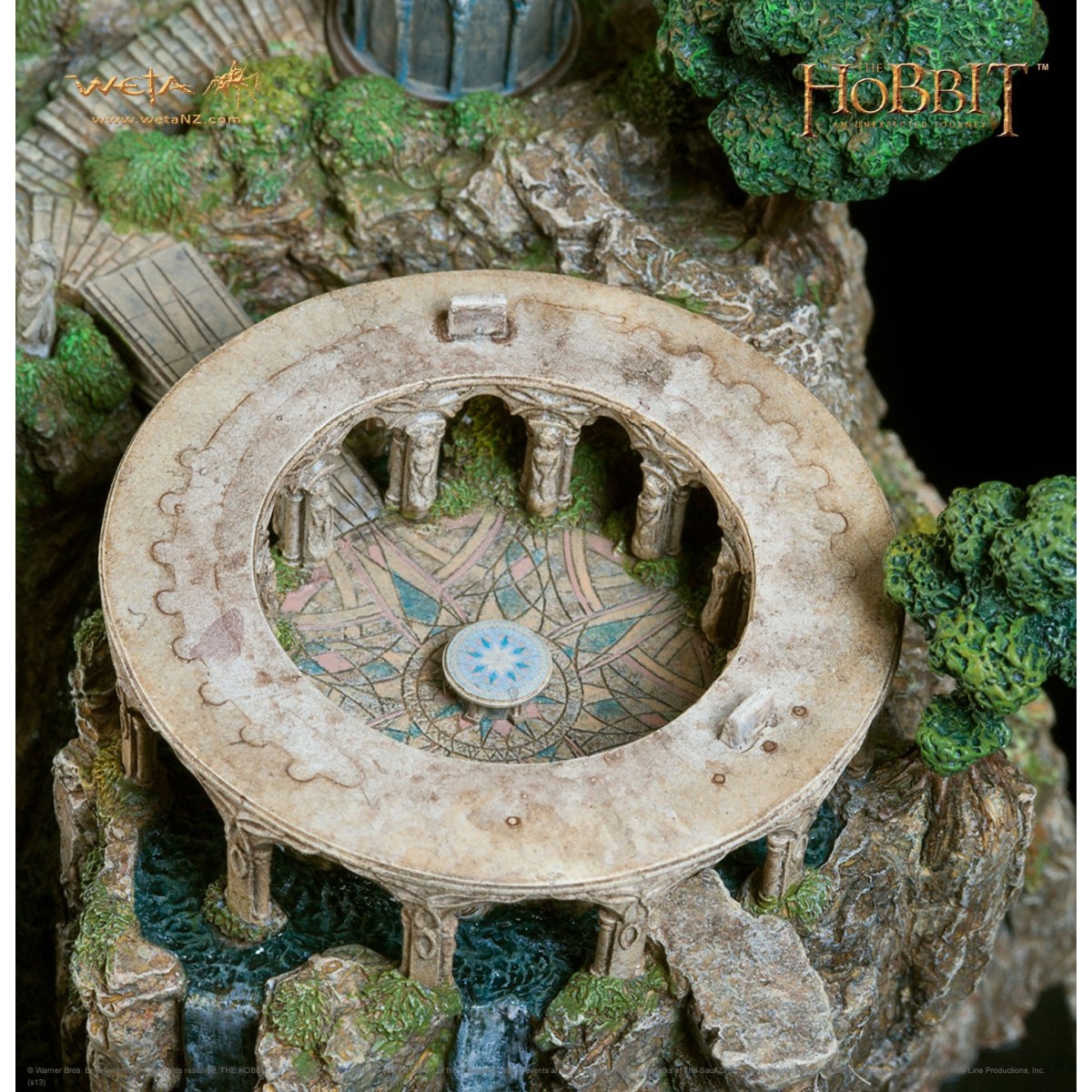Weta Le Hobbit statue White Council Chamber