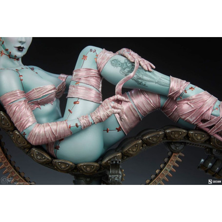 Sideshow - Olivia De Berardinis Frankie Reborn Statue 1/4 "Limited Edition"