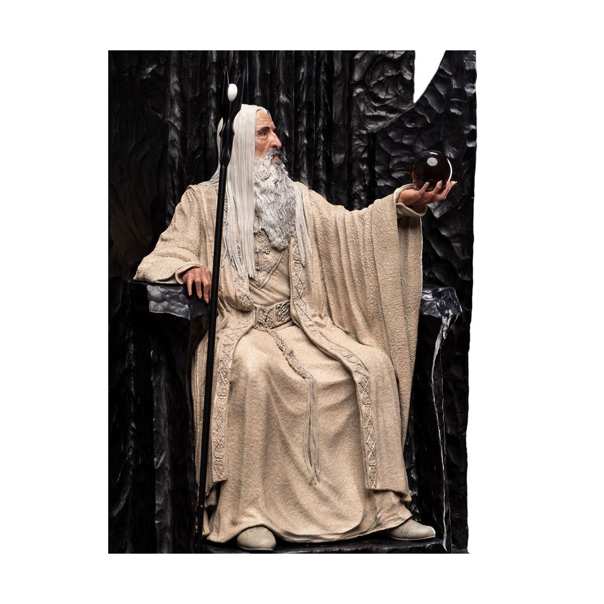 Weta - Der Herr der Ringe - Saruman the White on Throne Statue 1/6