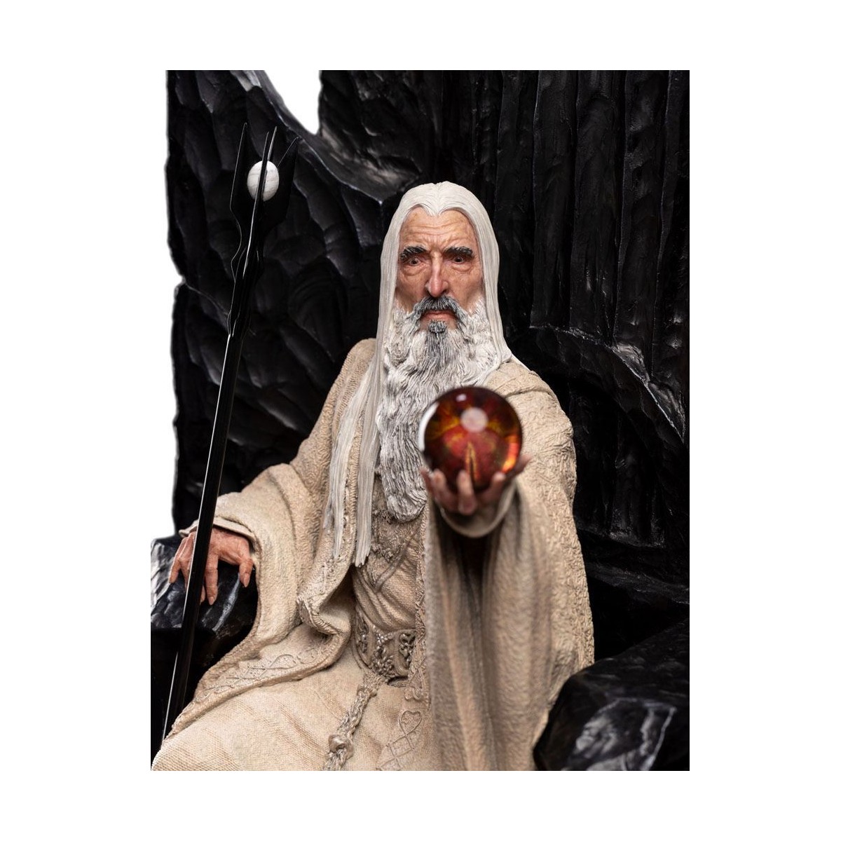 Weta - Der Herr der Ringe - Saruman the White on Throne Statue 1/6