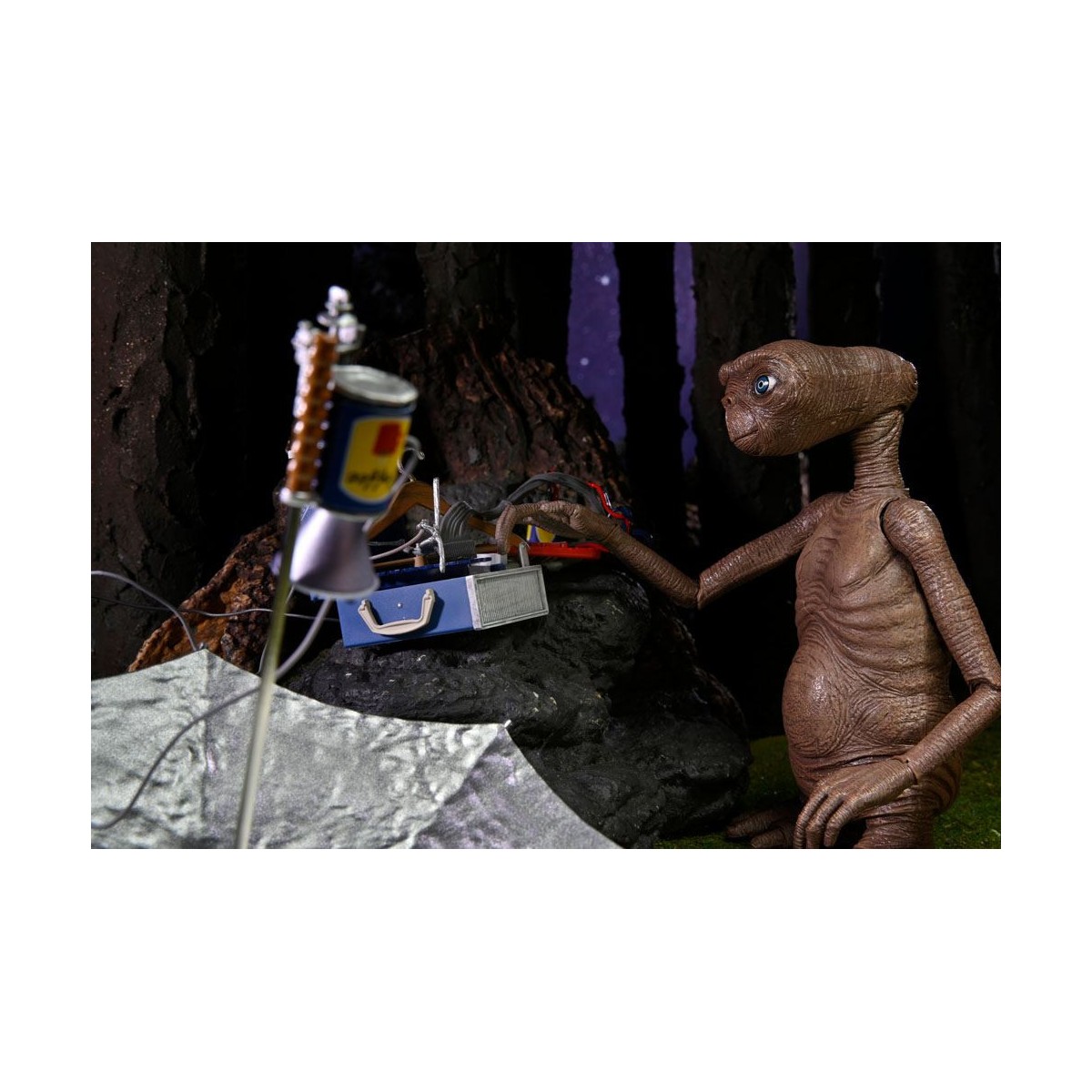 Neca - E.T. The Extra Terrestrial - Ultimate Deluxe E.T.