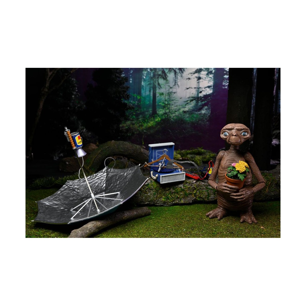 Neca - E.T. The Extra Terrestrial - Ultimate Deluxe E.T.