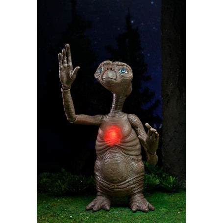 Neca - E.T. The Extra Terrestrial - Ultimate Deluxe E.T.