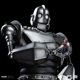 Iron Studios - Demi Art Scale 1/20 - Der eiserne Riese Statuette Iron Giant & Hogarth Hughes