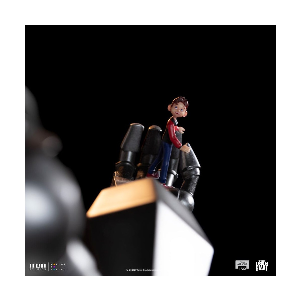 Iron Studios - Demi Art Scale 1/20 - Der eiserne Riese Statuette Iron Giant & Hogarth Hughes