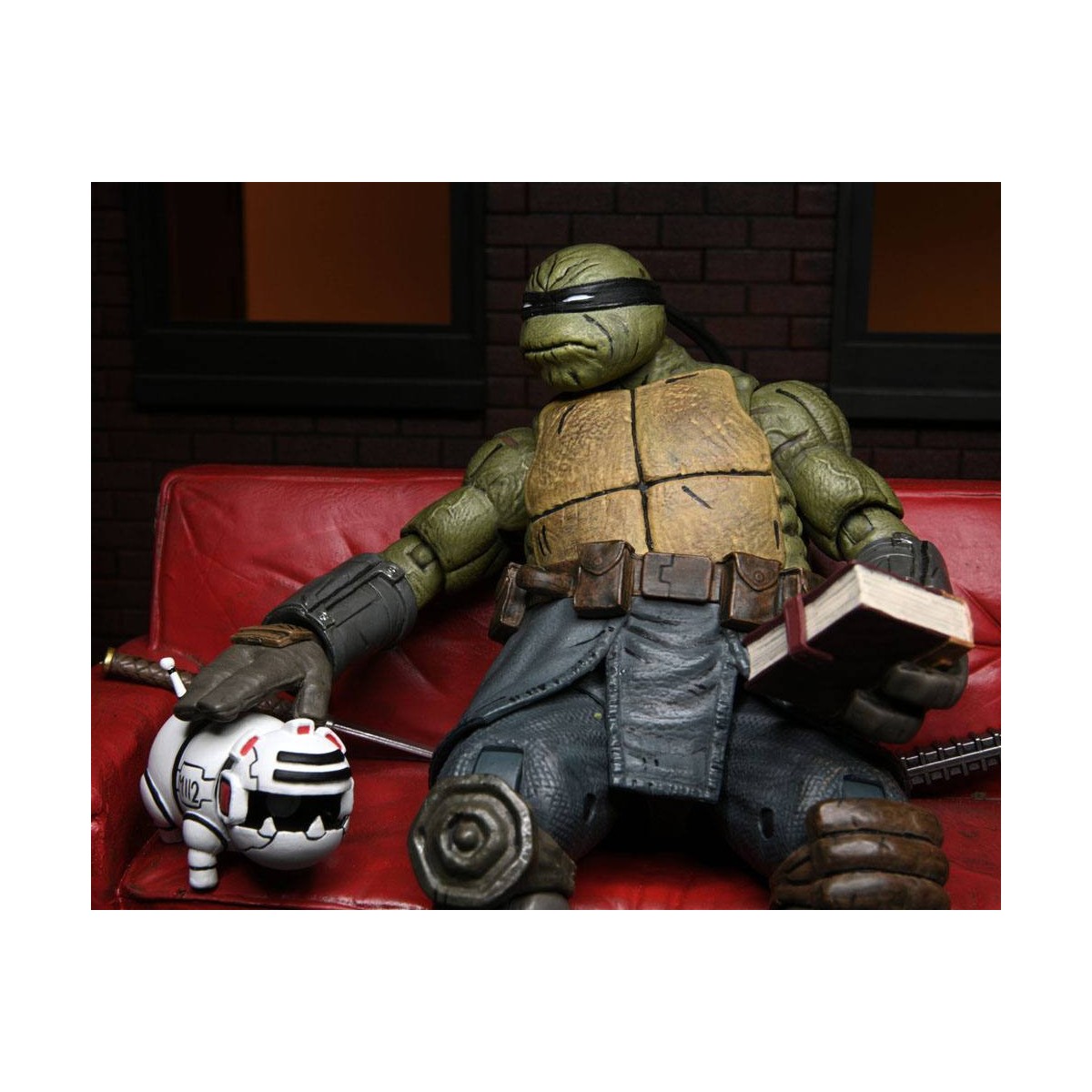 NECA - IDW Comics Ultimate The Last Ronin Unarmored TMNT - Teenage Mutant Ninja Turtles