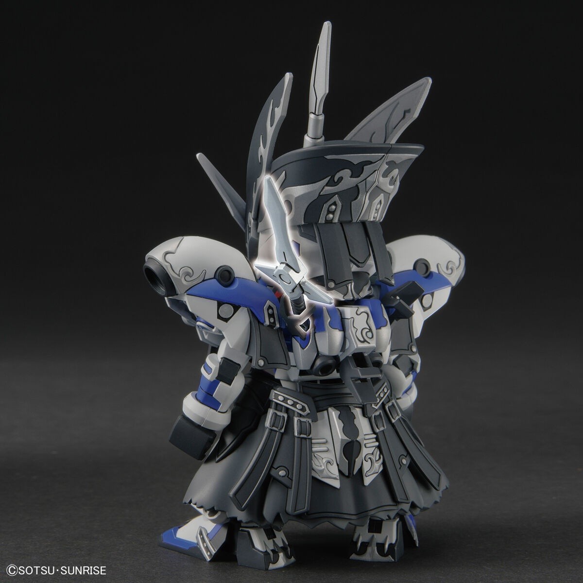 Bandai - Gunpla - SDW HEROES - LEIF GUNDAM GP04