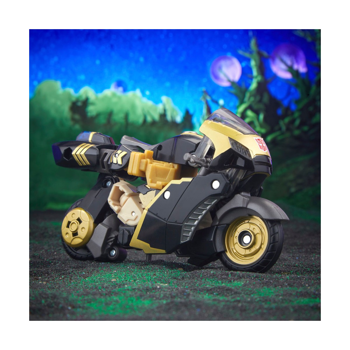 Hasbro - Transformers Generation Legacy - ANIMATED UNIVERSE PROWLL - Deluxe Class Autobot