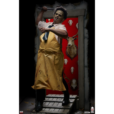 Premium Collectibles Studio - Das Texas Chainsaw Massaker: Leatherface - Der Schlächter 1:3 Scale Statue