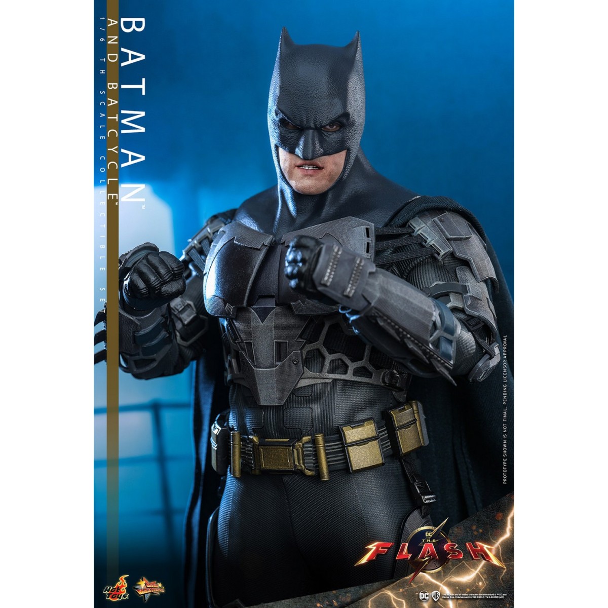Hot Toys - DC Comics - Batman (Affleck) and Batcycle 1:6 Scale Figure Set The Flash - Movie Masterpiece 1/6