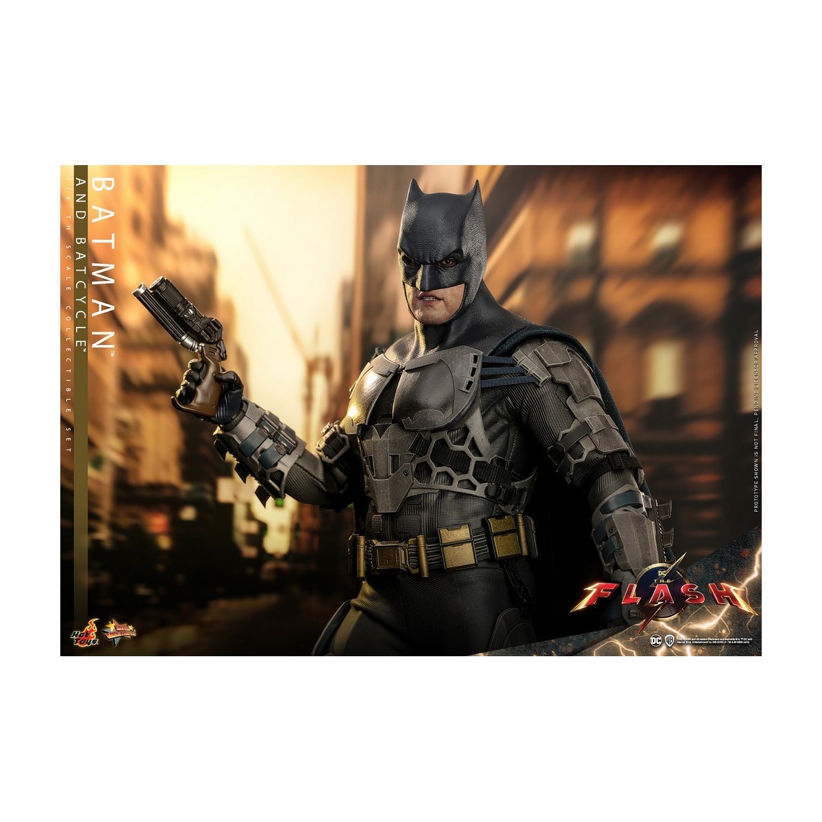Hot Toys - DC Comics - Batman (Affleck) and Batcycle 1:6 Scale Figure Set The Flash - Movie Masterpiece 1/6