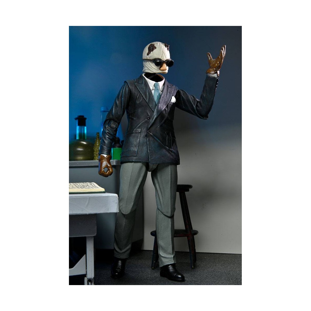 NECA - Ultimate The Invisible Man - Universal Monsters
