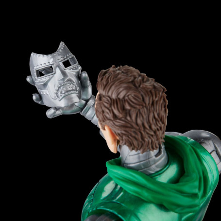 Marvel Legends - CAPTAIN MARVEL VS DR. DOOM - Avengers: Beyond Earth's Mightiest