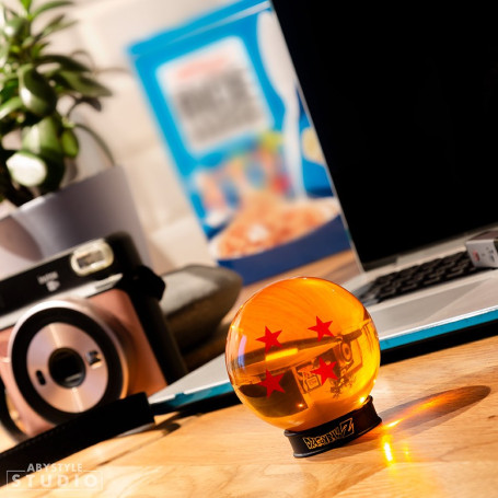 ABYstyle - Dragon Ball Z - DRAGON BALL - Kristallkugel mit 4 Sternen 75 mm + Sockel